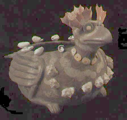 ave con incrustaciones o la gallina loca teotohuacan.jpg