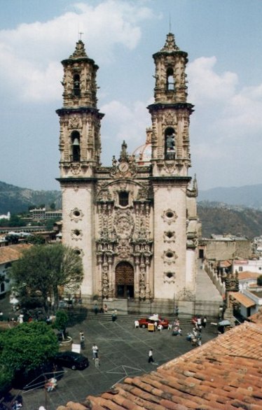 Templo de Sta. Prisca Taxco.jpg