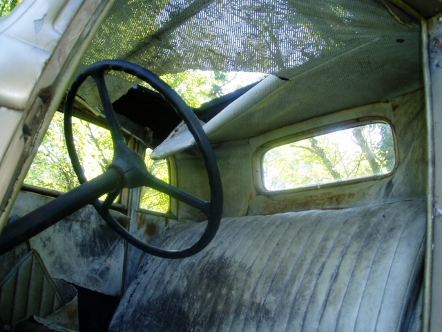 oldcar4.jpg