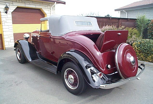 Plymouth 1934 006.jpg