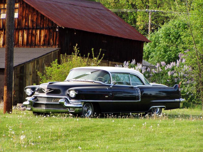 Alexandria, PA, 1949 Cadillac-1, May 2006.JPG