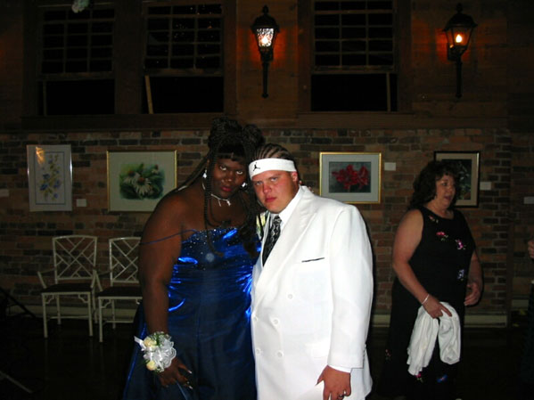 0420_para.jpg 0420_para.jpg