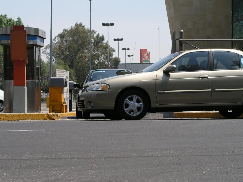 p3070105.jpg p3070105.jpg