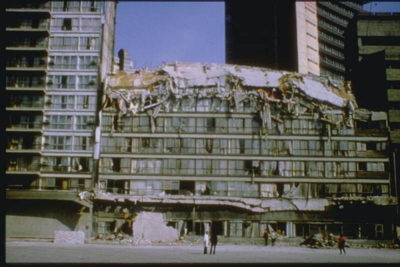 FailureOfTopFloors,HotelContinental,MexicoCity.jpg