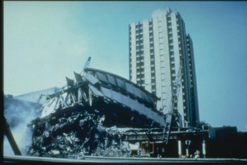 TotallyCollapsed21-StorySteelFrameOfficeBuilding.jpg TotallyCollapsed21-StorySteelFrameOfficeBuilding.jpg