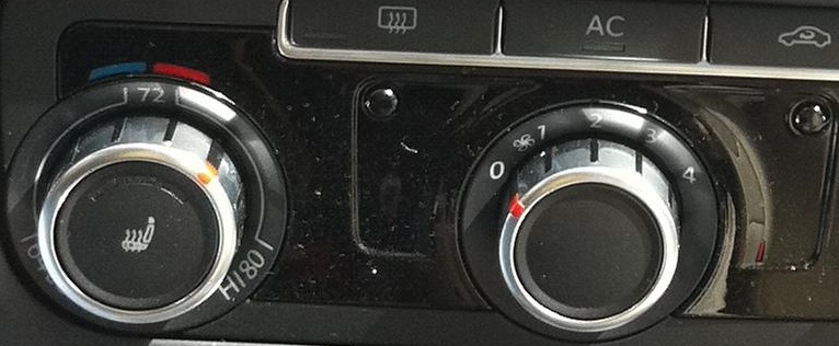 VolumeKnobs.jpg VolumeKnobs.jpg