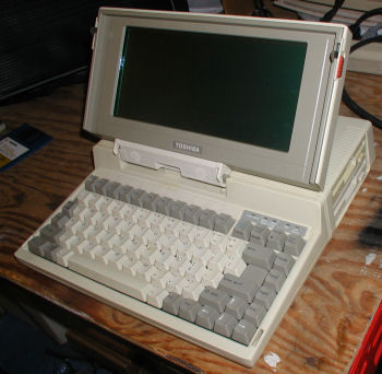 Toshiba1100Laptop.jpg