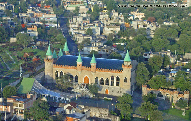 CastilloAjusco.jpg CastilloAjusco.jpg