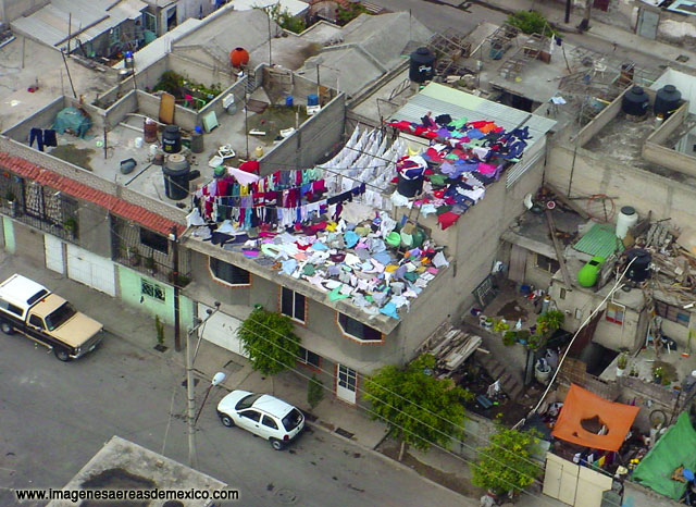 RopaSucia.jpg RopaSucia.jpg