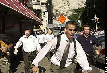 12.workers.flee.ap.jpg 12.workers.flee.ap.jpg