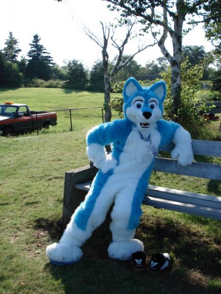 Blooski-07.jpg Blooski-07.jpg