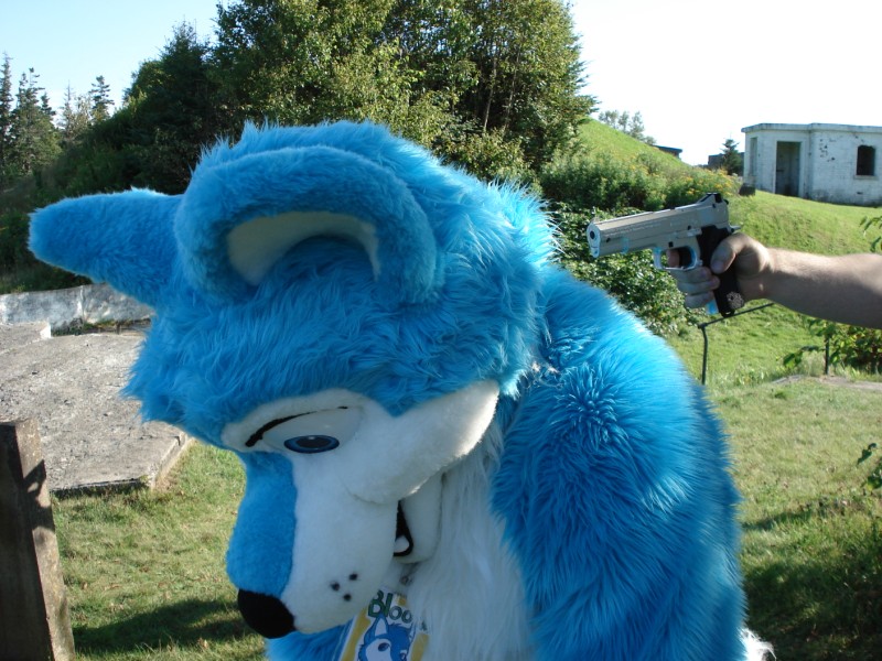 Blooski-08.jpg Blooski-08.jpg