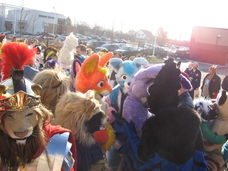 mass-suiters02.jpg mass-suiters02.jpg