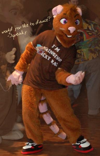 squeaky.jpg squeaky.jpg