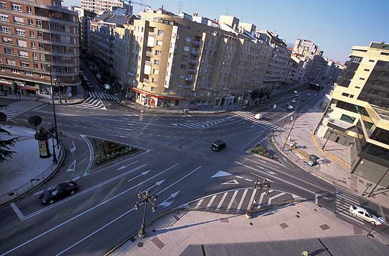 oviedo18calle pepe cosmen.jpeg