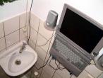 0321_toiletpc.jpg